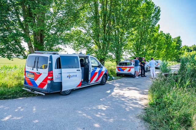 Illegale rave in Munnekezijl krijgt ultimatum: voor zondagmiddag vertrekken