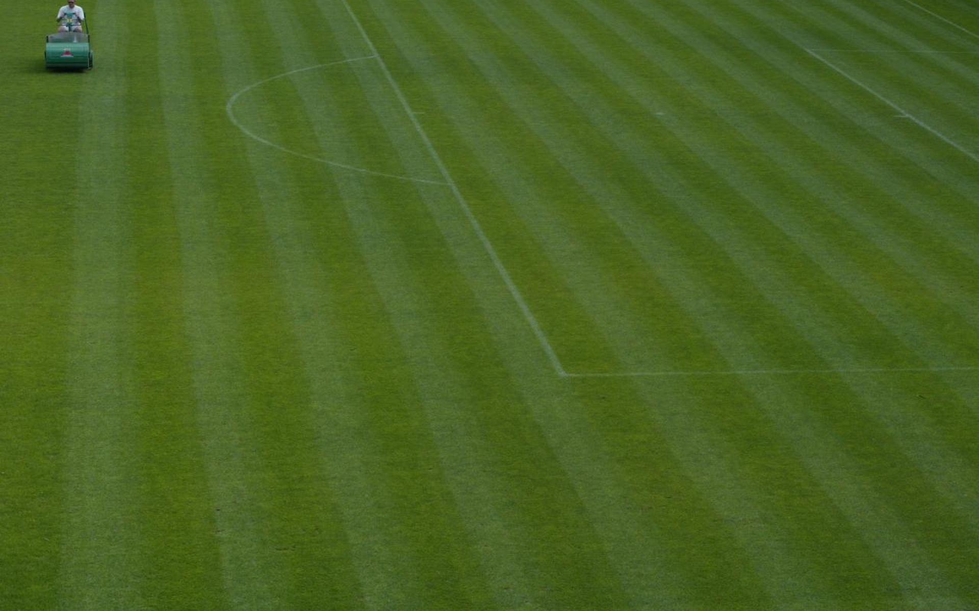 Sportvelden in De Fryske Marren later opengesteld - Leeuwarder Courant