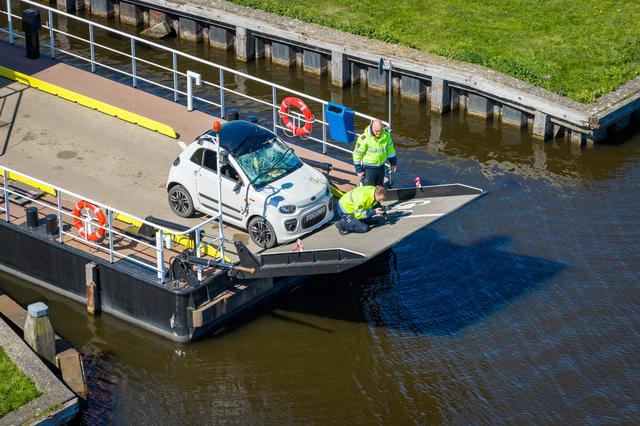 Oorzaak noodlottig ongeval op veerpont Langweer nog een raadsel. ‘Op ien of oare manier hat sy de re