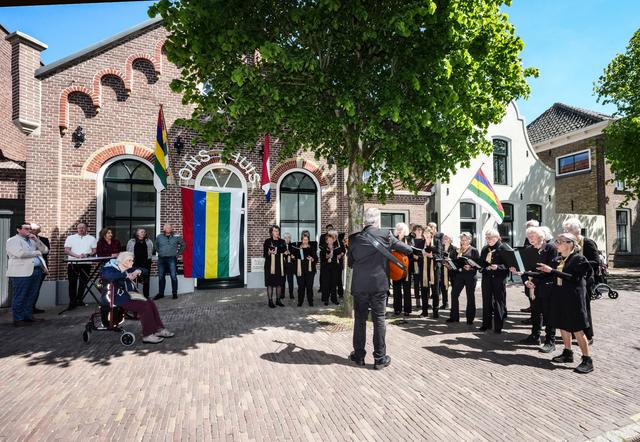 Koor kan blijven zingen in benauwd warm dorpshuis op Terschelling