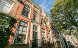 Monumentaal herenhuis aan de Tweebaksmarkt in Leeuwarden. Het huis staat inmiddels wel 'onder bod'. Vraagprijs: 699.000 euro k.k.