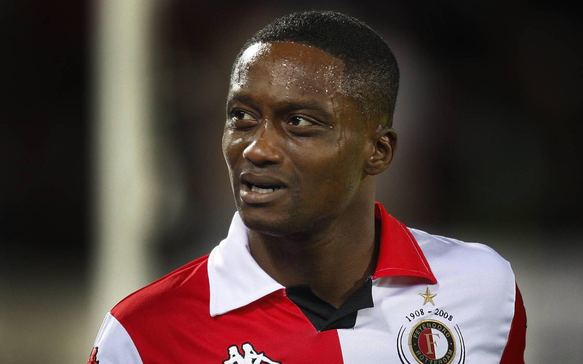 Zoon van Slory tekent eerste profcontract bij Feyenoord - Leeuwarder Courant