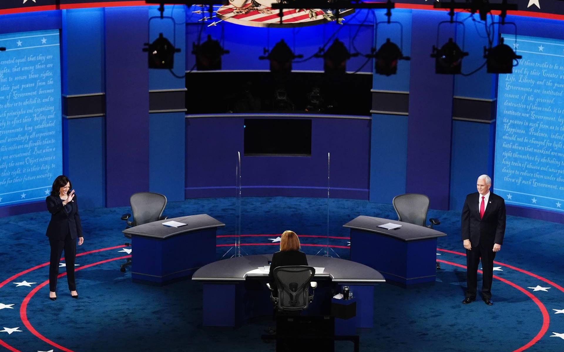 Debat tussen Harris en Pence begonnen