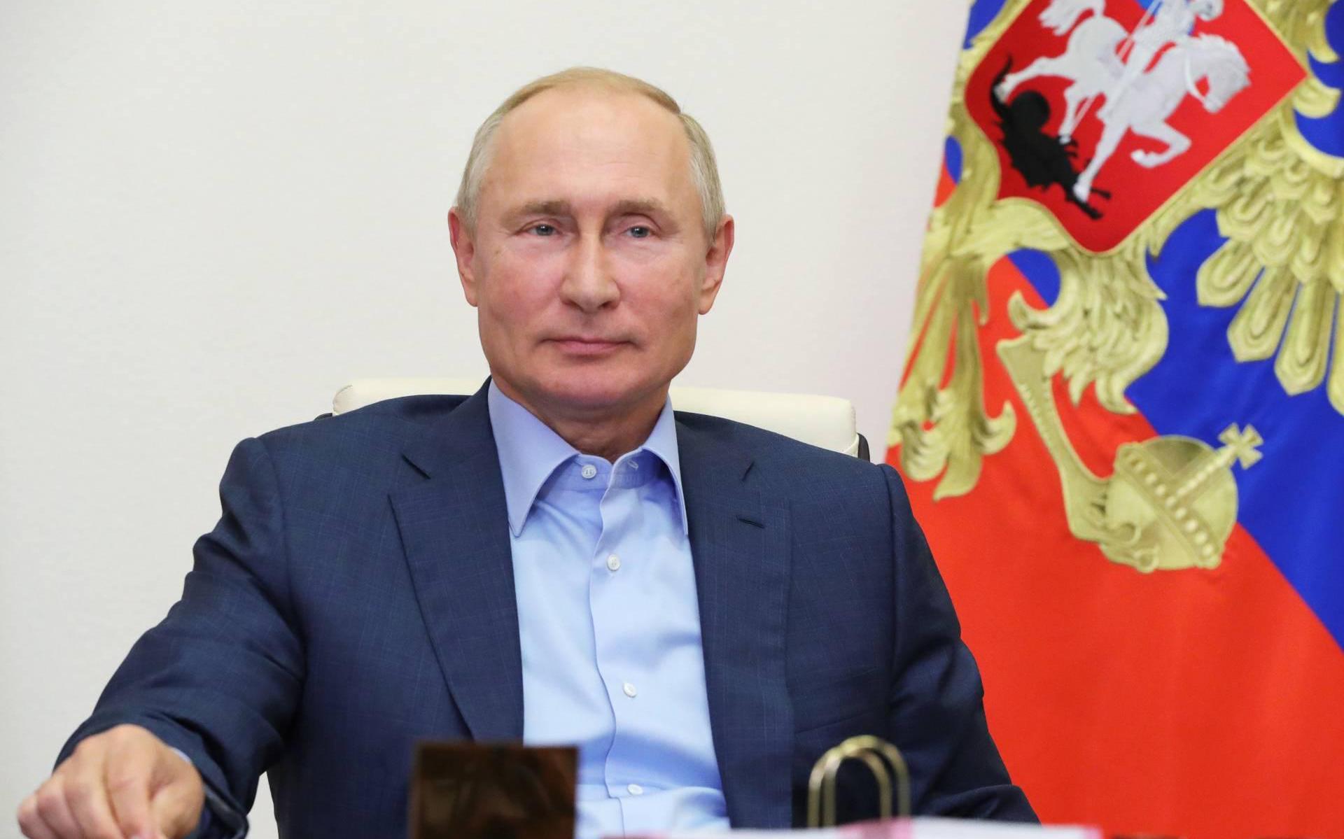 Poetin geeft Wit-Rusland lening van 1,5 miljard dollar
