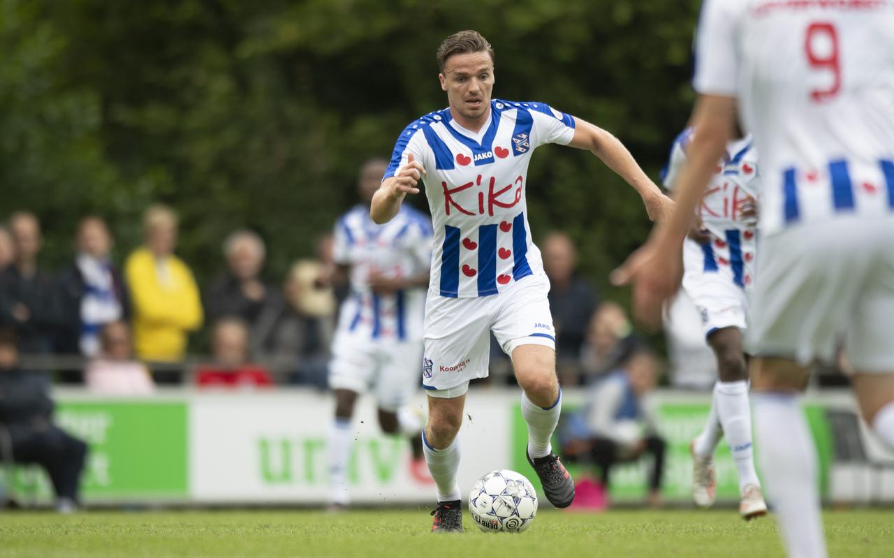 Ben Rienstra in actie tegen KV Mechelen. FOTO FPH/MUSTAFA GUMUSSU