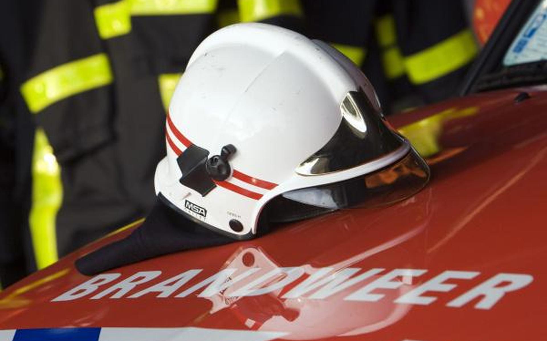 Brand bij metaalbedrijf Oosterzee