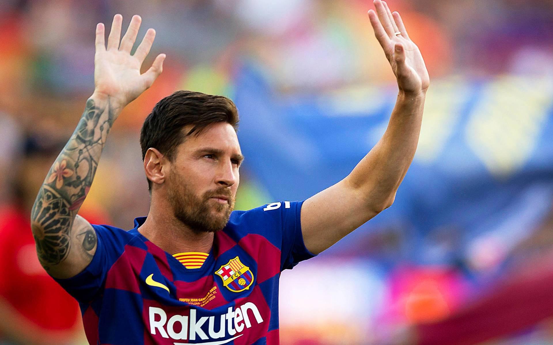 Wolkenkrabber Zeebrasem Sluipmoordenaar Messi showt roze tenue FC Barcelona - Leeuwarder Courant
