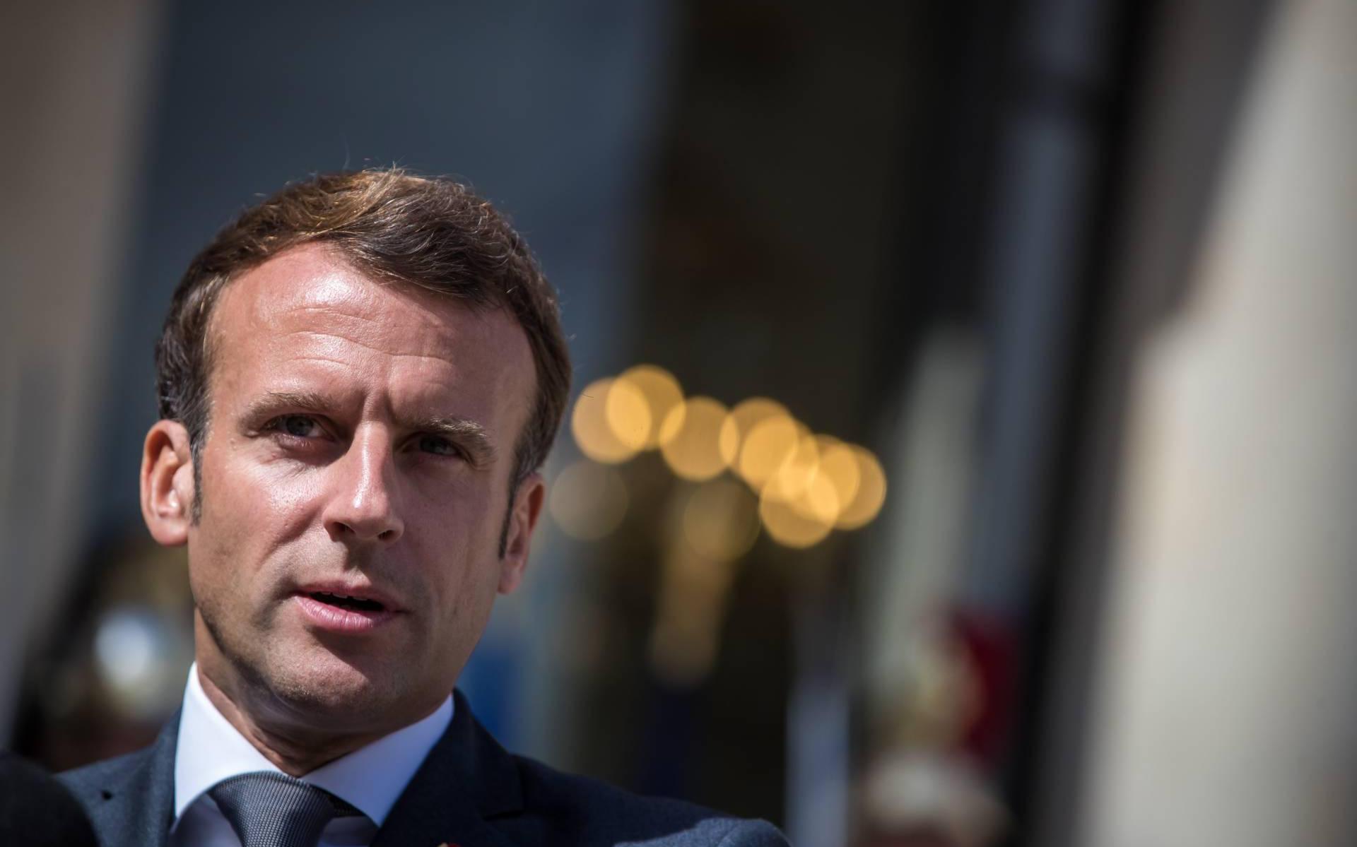 Macron weer op vakantie in fort op eilandje in Middellandse Zee