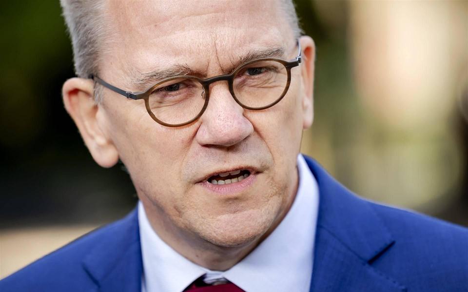 Minister Eppo Bruins.