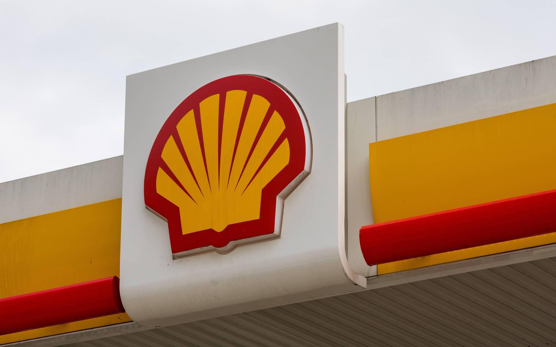 Il gruppo Shell Oil and Gas mostra il recupero in AEX verde