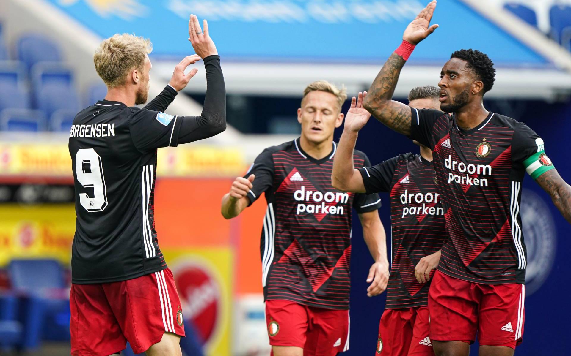 Feyenoord verslaat Borussia Dortmund in een uur met 3-1