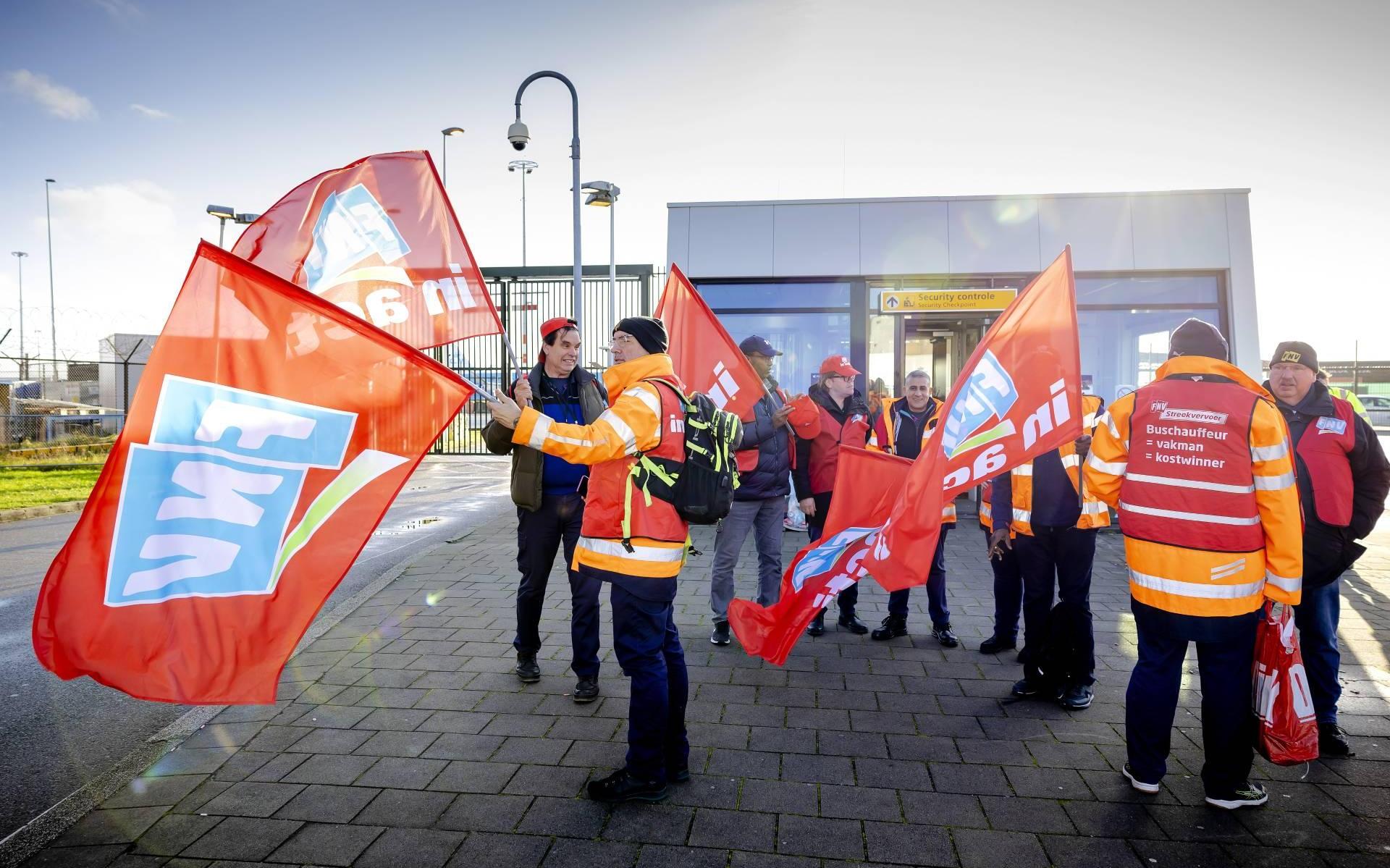 Landelijke vierdaagse staking streekvervoer voorlopig van de baan