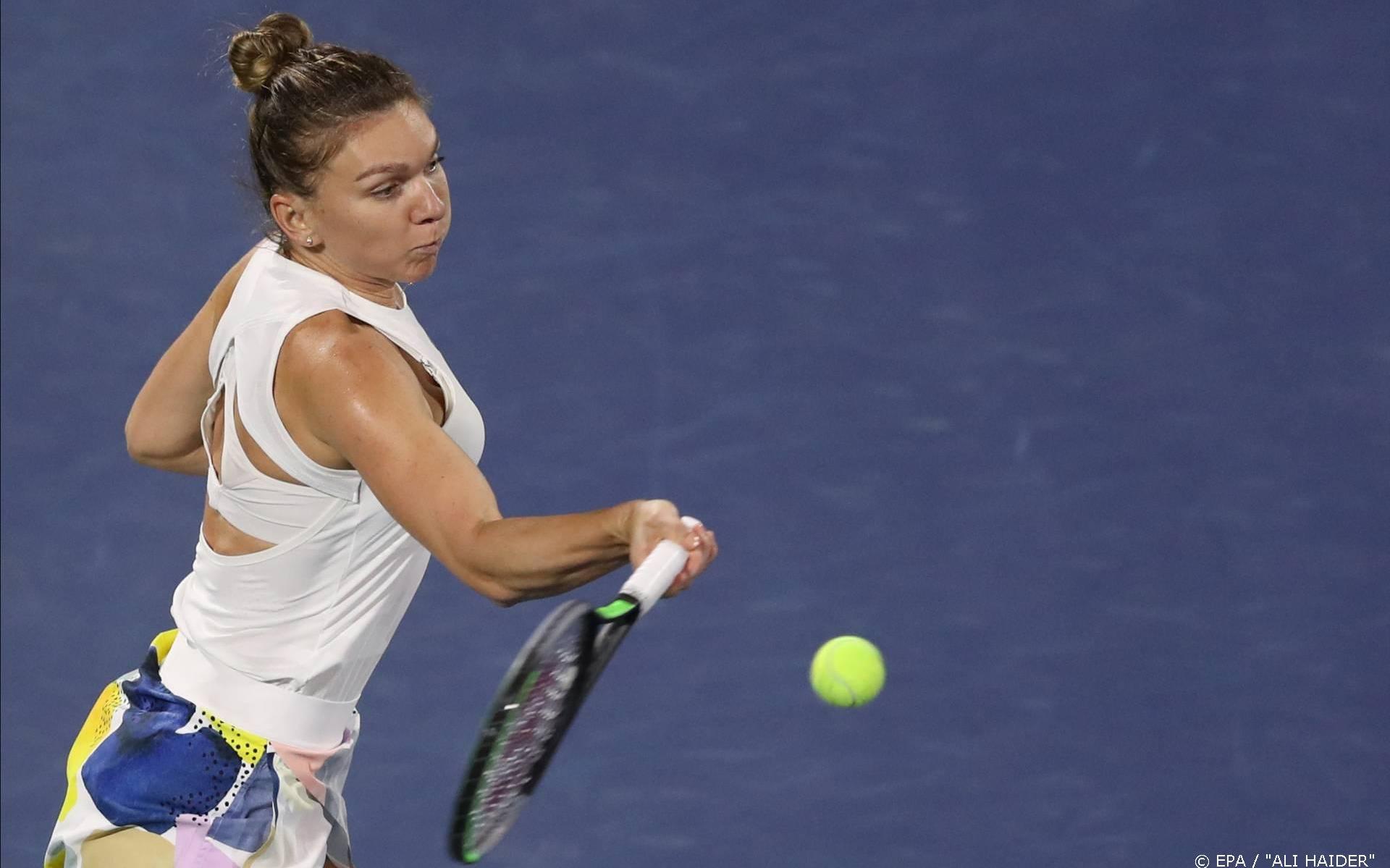Halep keert met zege terug op tennisbaan