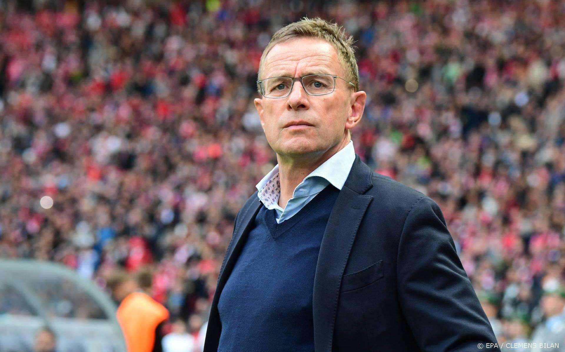 Fans Schalke in actie voor terugkeer trainer Rangnick - Leeuwarder Courant