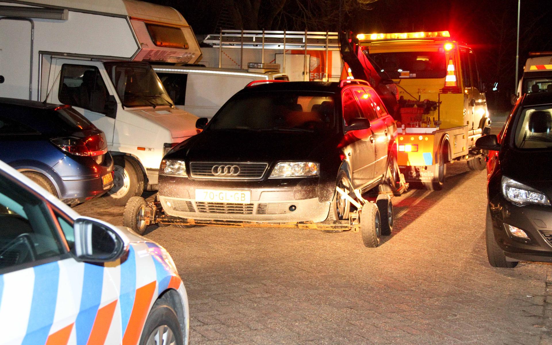 Vuurwapens en drugs in woningen Dongjum