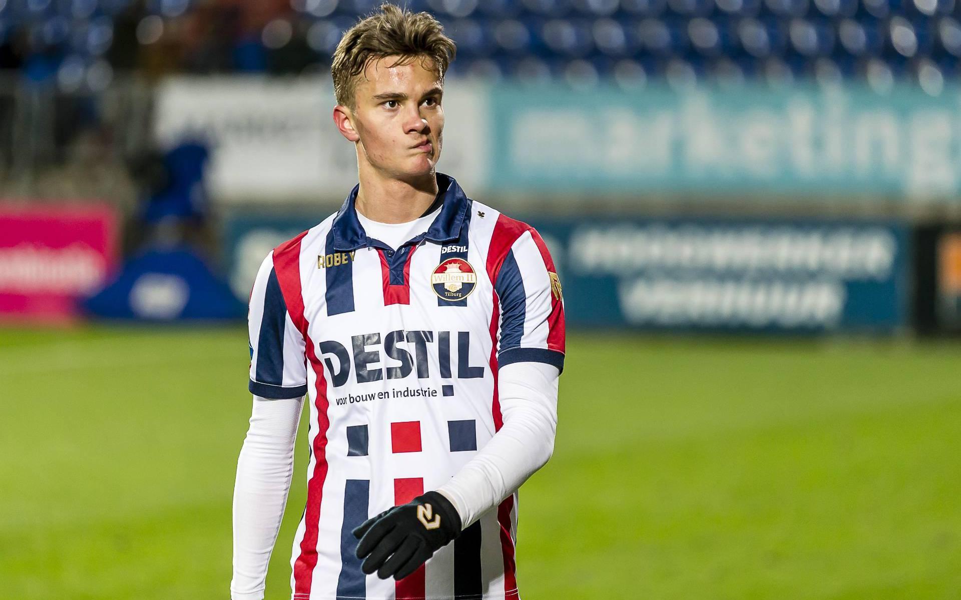 PSV haalt IJslander Kristinsson terug naar Nederland