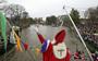 Sinterklaas zet voet aan wal in Leeuwarden