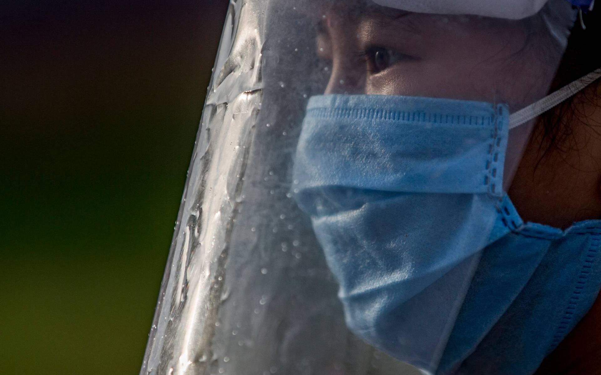 Belangenorganisaties willen beter masker voor zorgprofessional