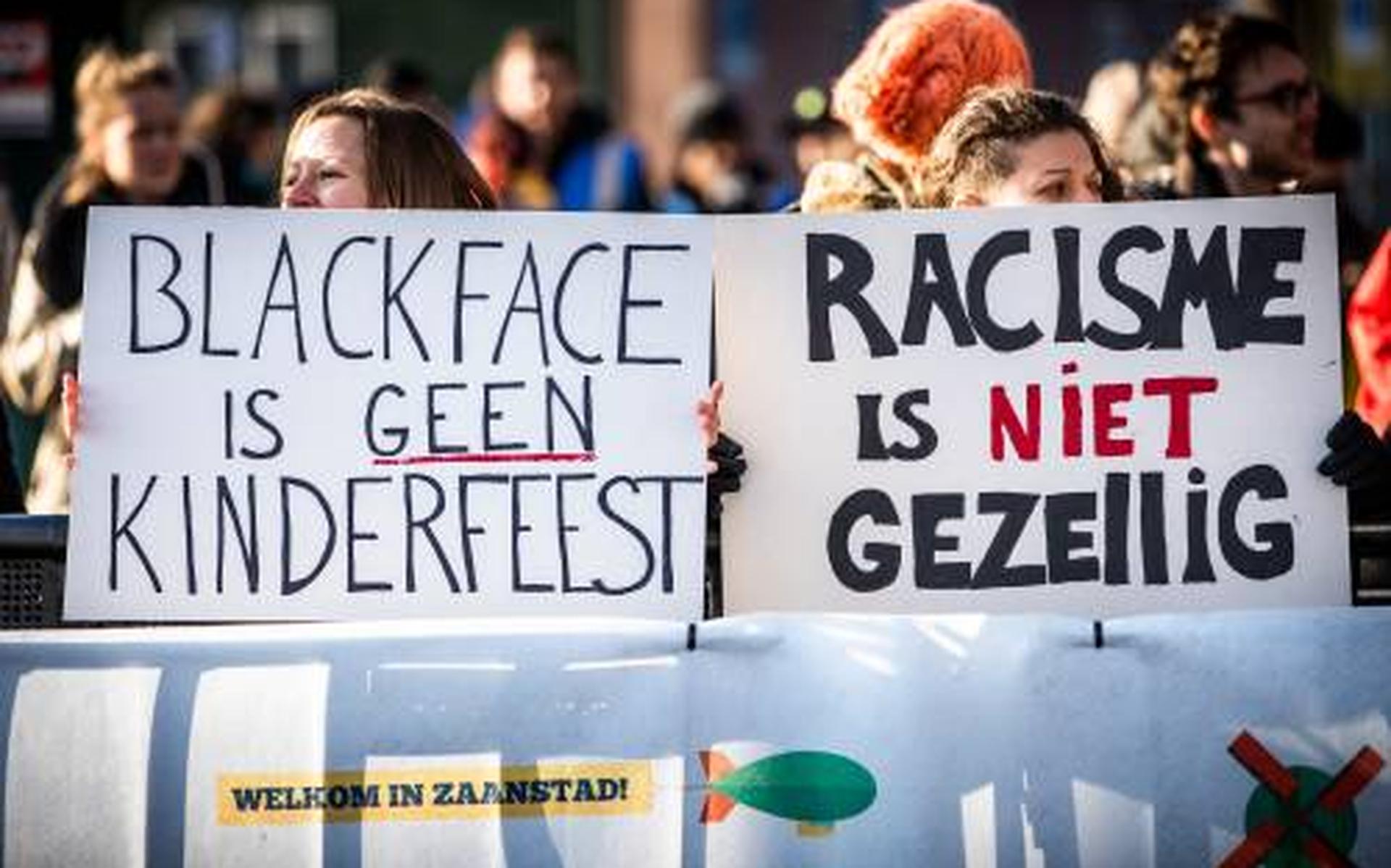 Achtkarspelen houdt locatie protest tegen Zwarte Piet in Surhuisterveen niet langer geheim - Leeuwar