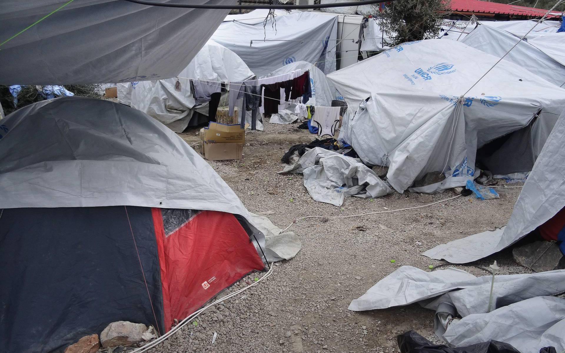 Grote paniek in vluchtelingenkamp Moria op Lesbos vanwege branden