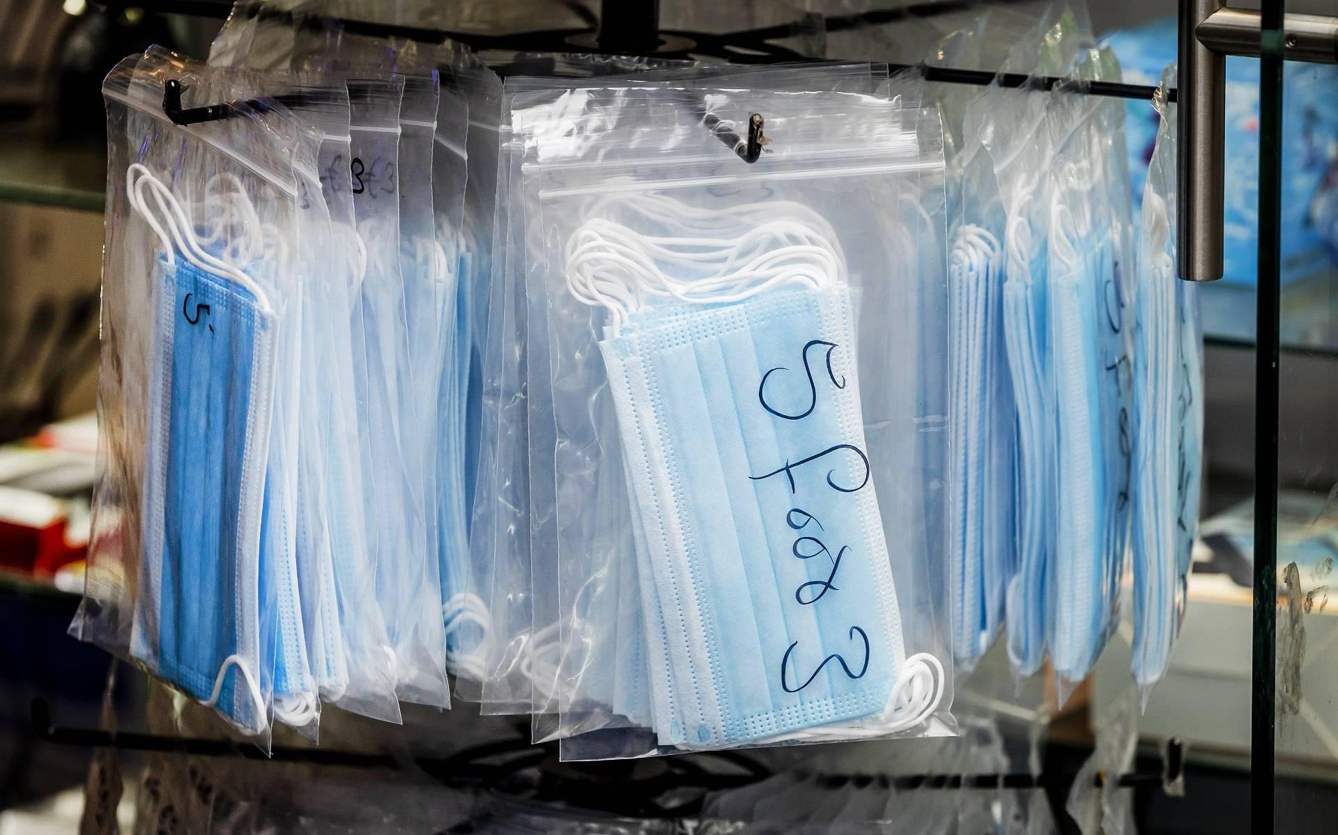 Medisch mondmasker per direct verplicht bij ZuidOostZorg - Leeuwarder Courant