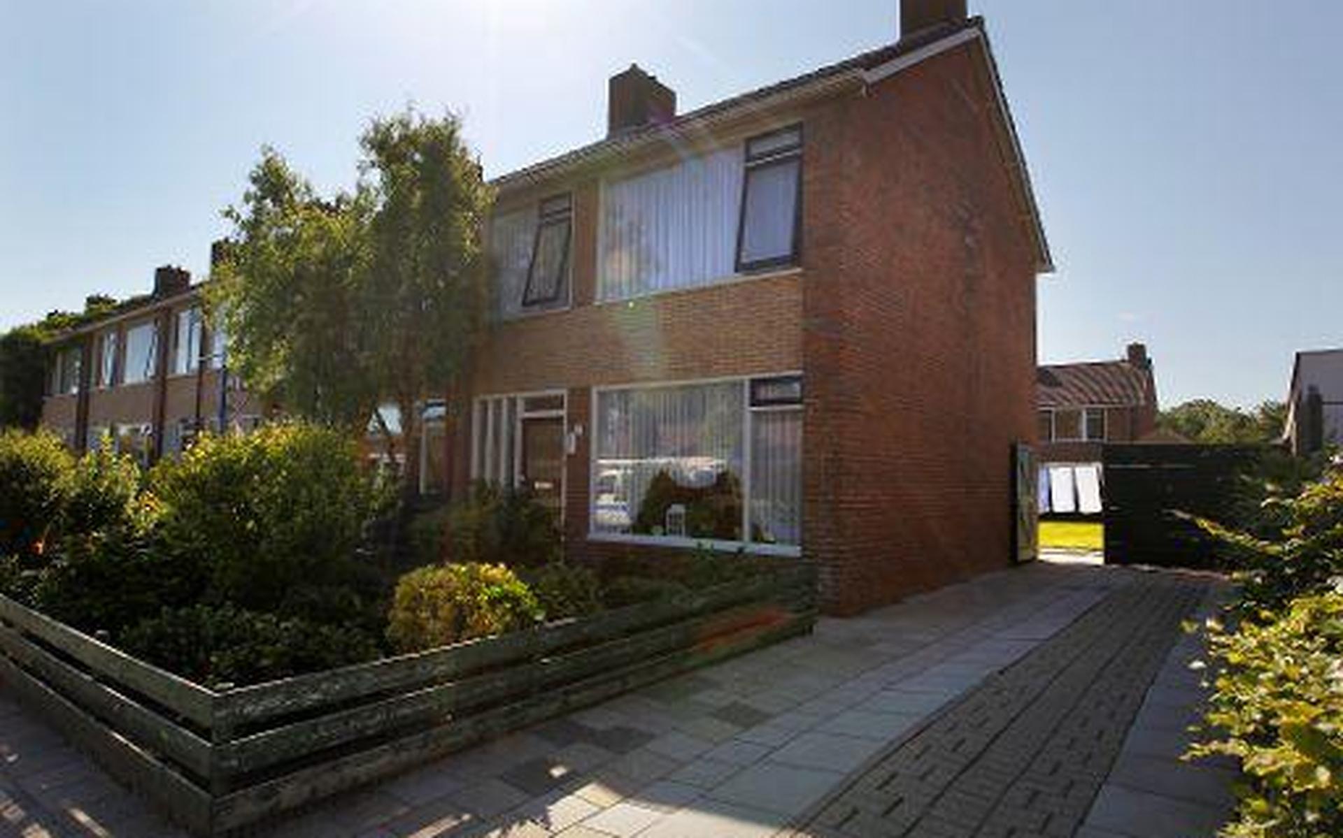 Man ligt vier jaar dood in huis Minnertsga