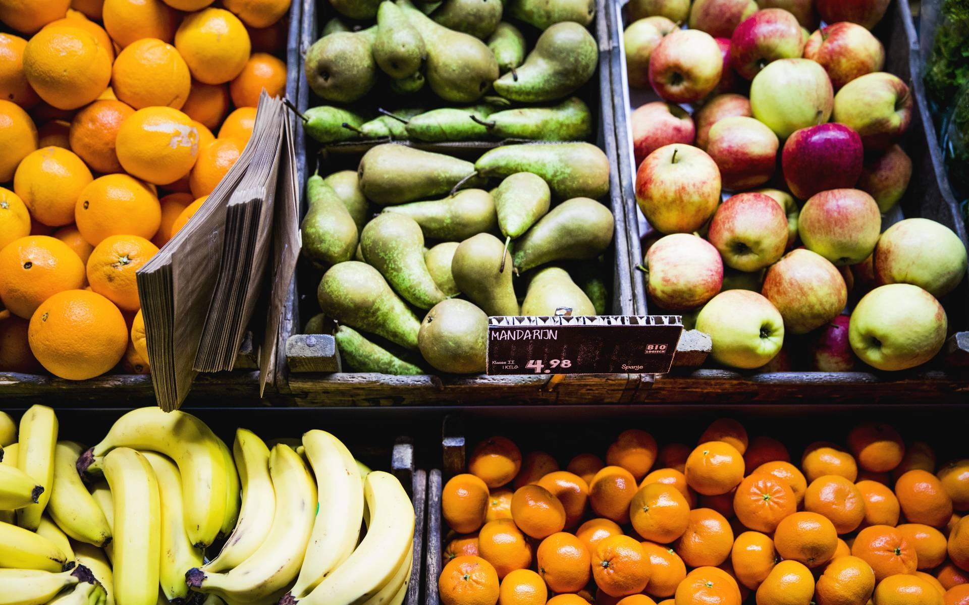 Op alle scholen moet gratis fruit voor de leerlingen beschikbaar zijn | stelling van de week - Leeuw