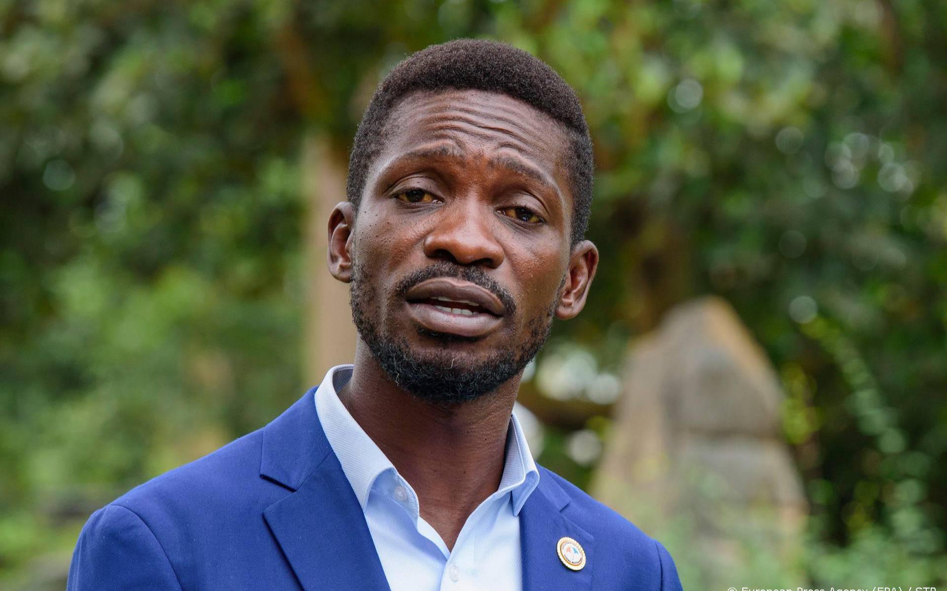 Oegandese troepen houden ambassadeur VS weg van Bobi Wine