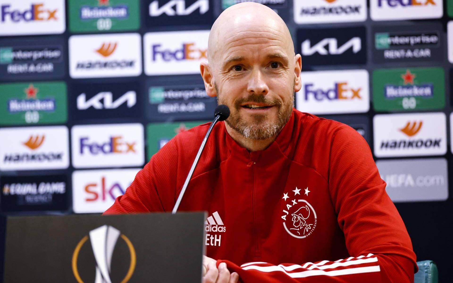 Trainer Ten Hag blijft Ajax voorlopig trouw - Leeuwarder Courant