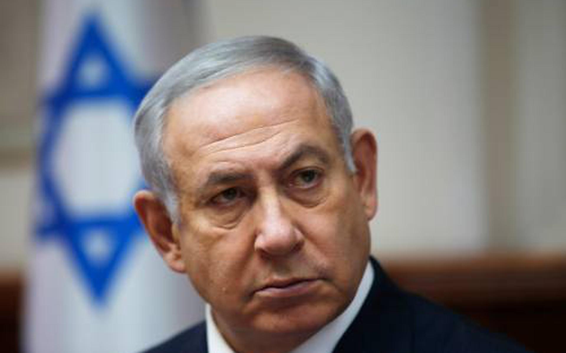 Politie adviseert vervolging premier Israël