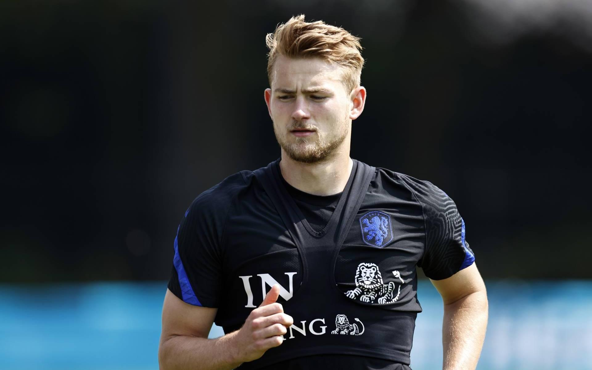 De Ligt hoopt openingswedstrijd EK tegen Oekraïne te halen - Leeuwarder Courant