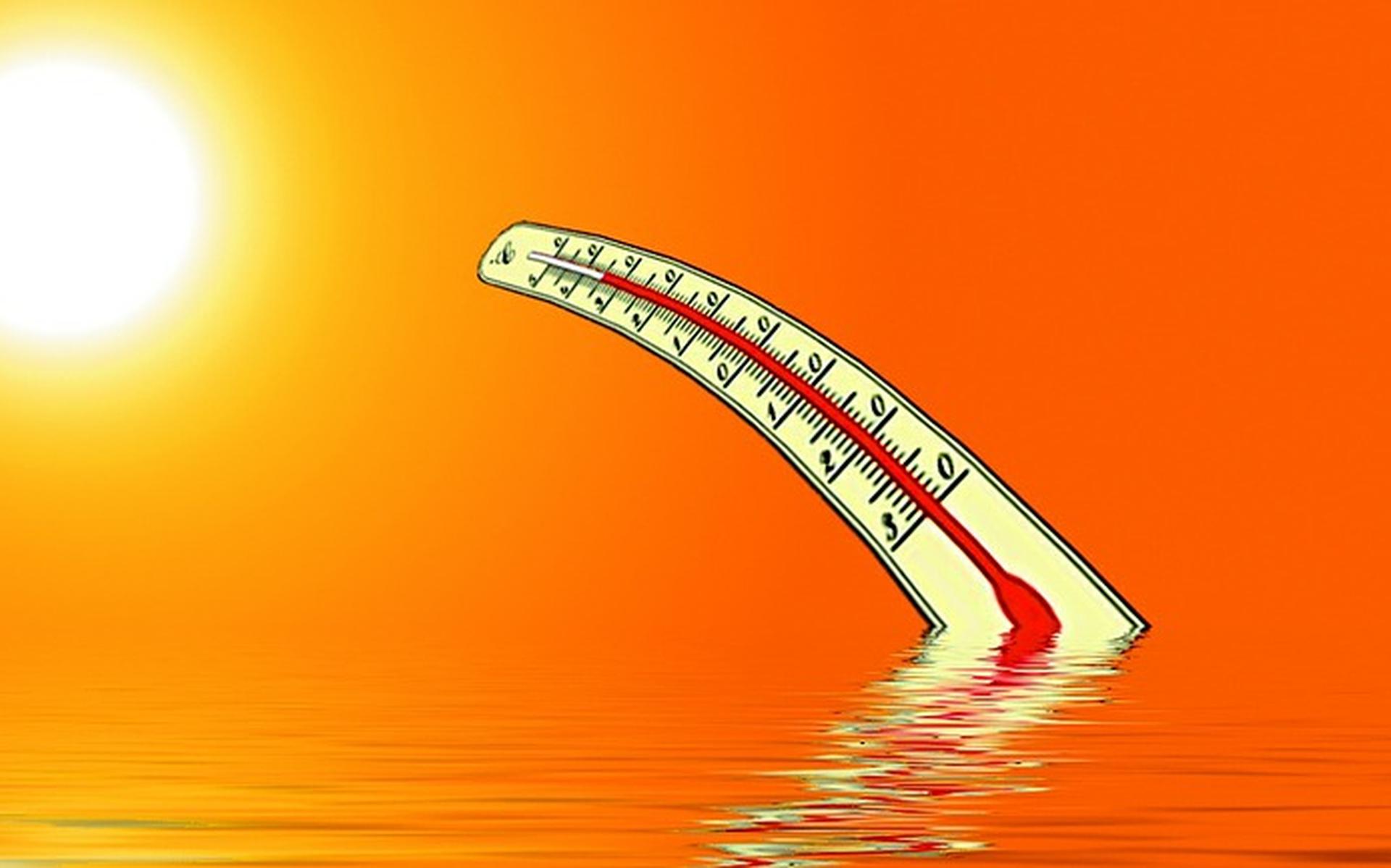 Echtenerbrug als eerste tropisch warm - Leeuwarder Courant