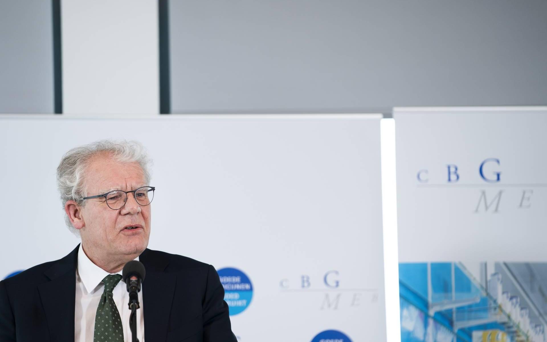 Kan het kwaad als paracetamol een dag over datum is? Zo lang blijft je