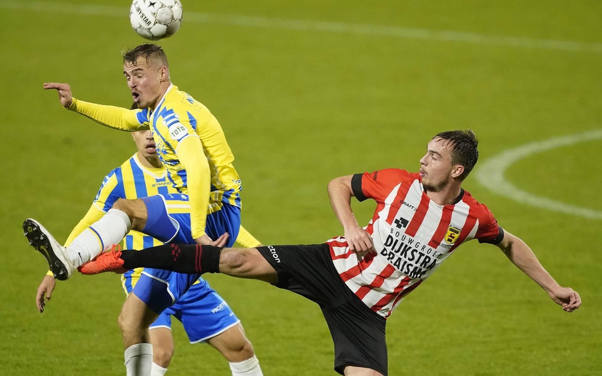 RKC Waalwijk gaat door met Nieuwpoort en Azhil - Leeuwarder Courant
