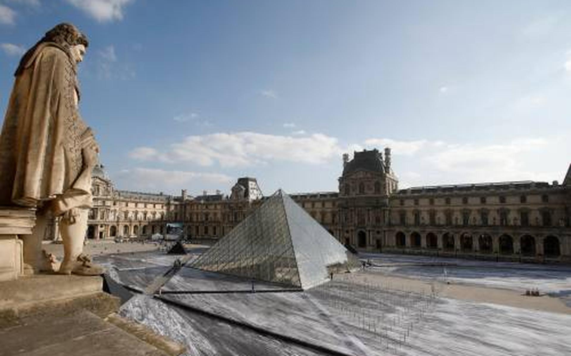 Louvre Dicht Personeel Staakt Tegen Drukte Leeuwarder Courant