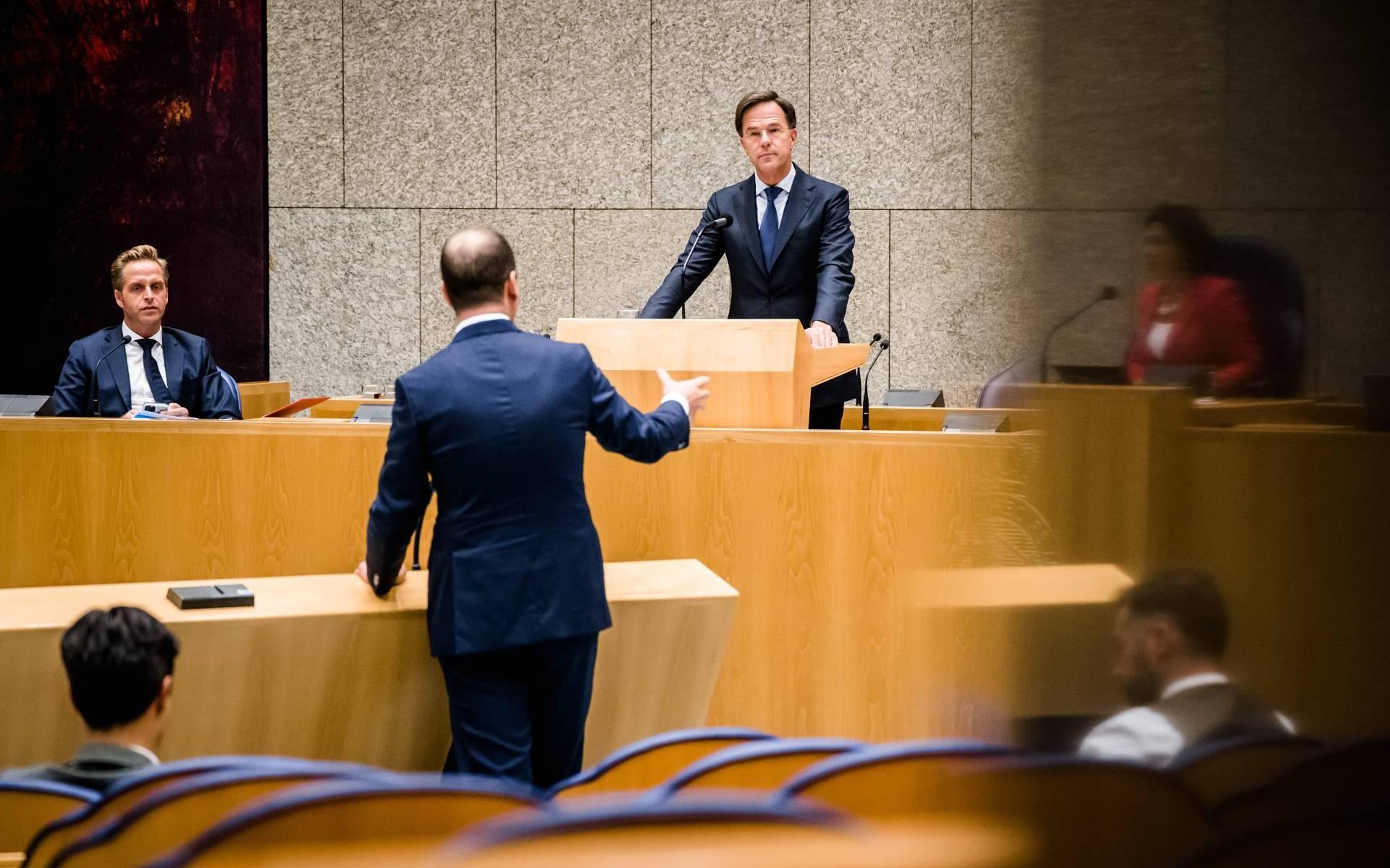 Kritische partijen willen wekelijkse updates over testcapaciteit
