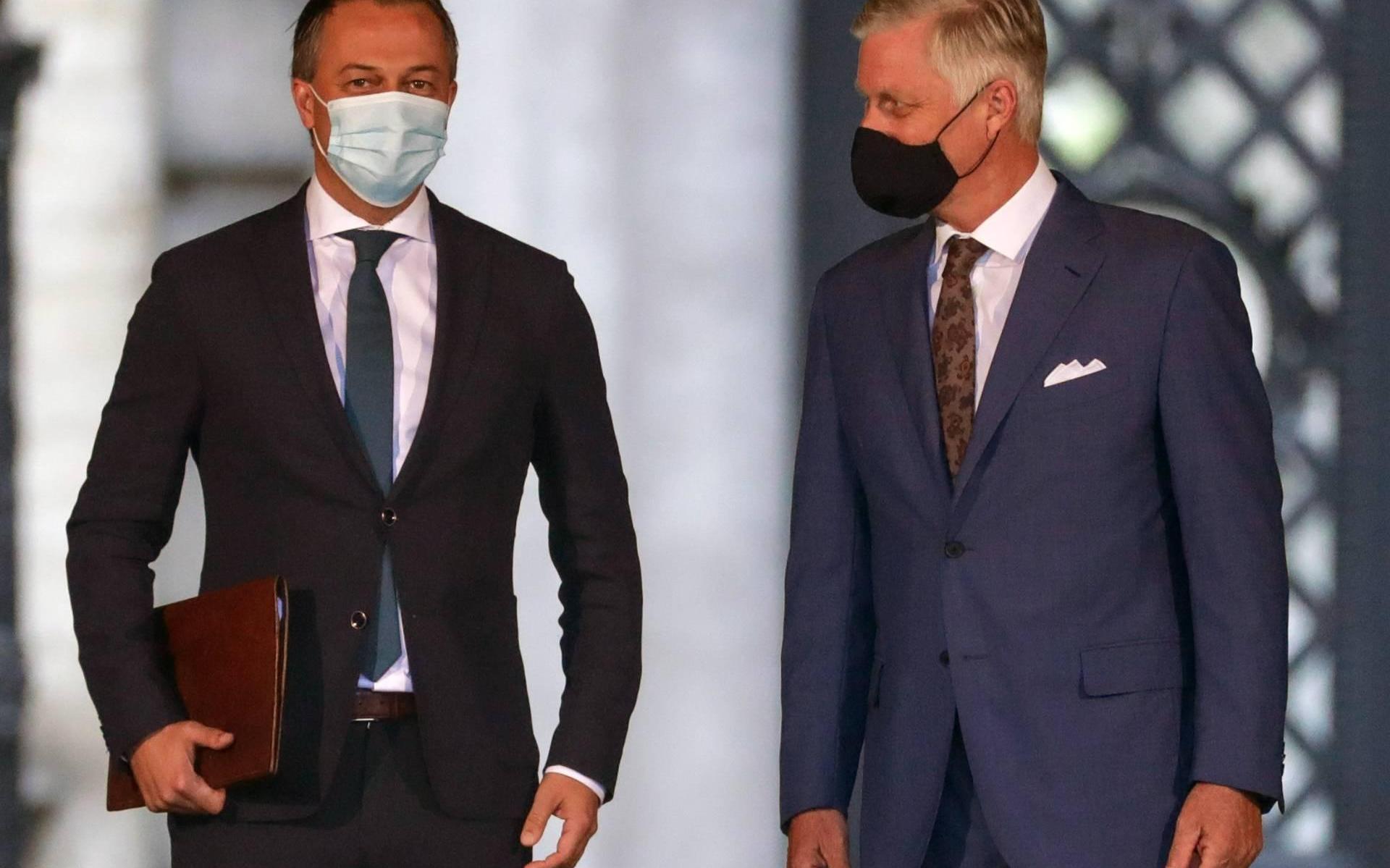 Koning Filip weigert ontslag informateurs