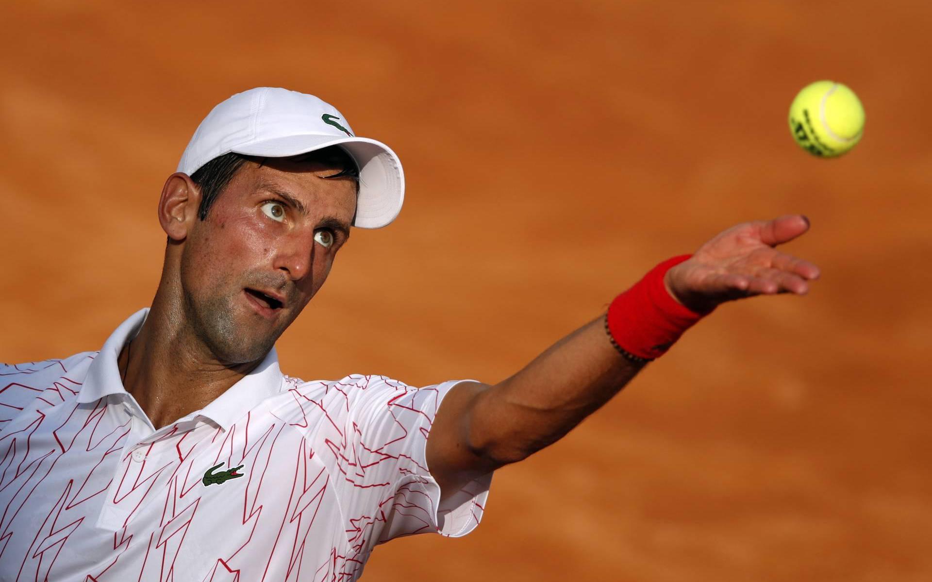 Djokovic bereikt kwartfinales van tennistoernooi Rome