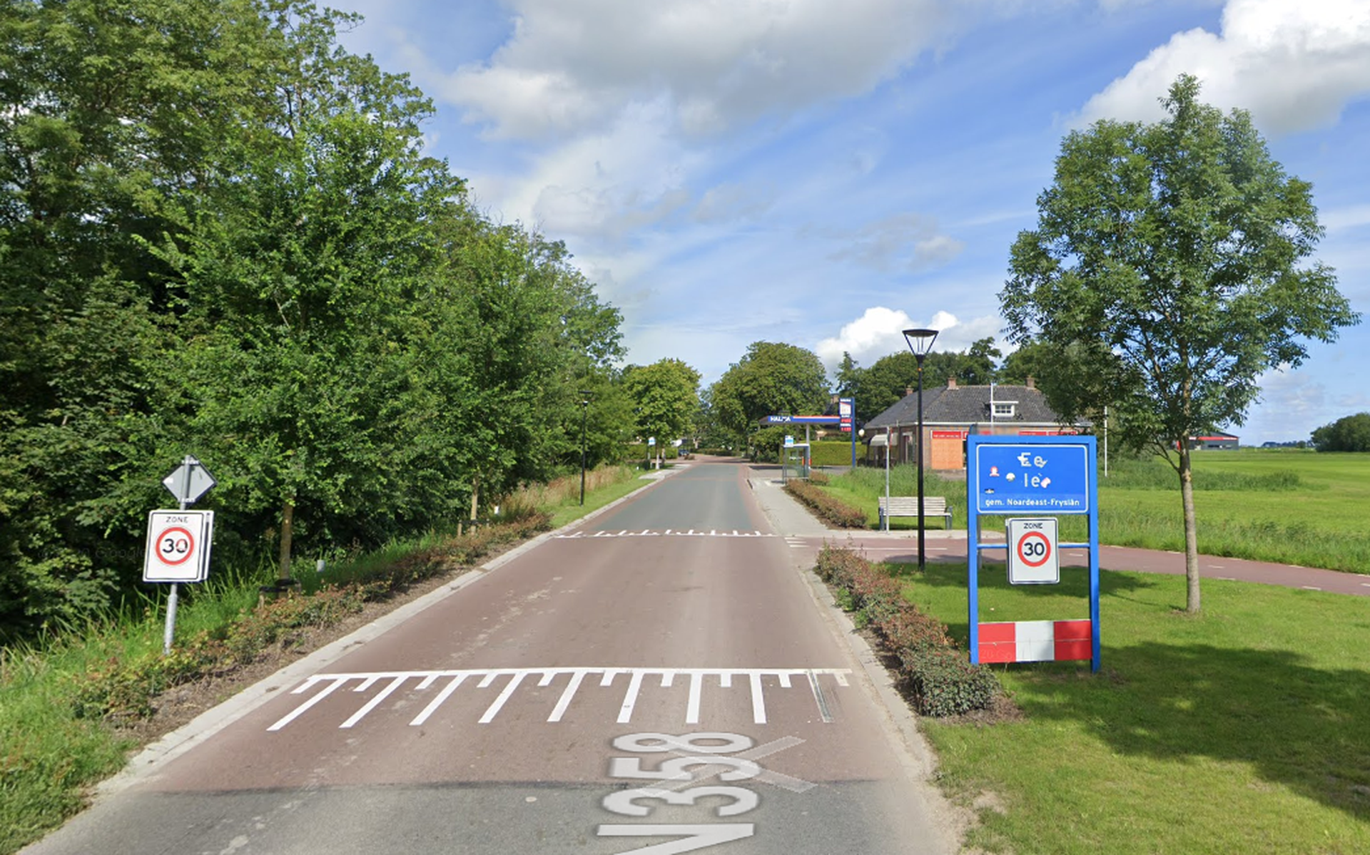 En dat is acht: Ee wil niet als Ie door het leven gaan en is tegen Friese dorpsnaam - Leeuwarder Cou