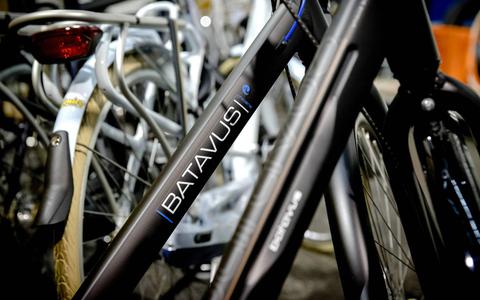 Investeerders lijven producent fietsen Batavus en Sparta in