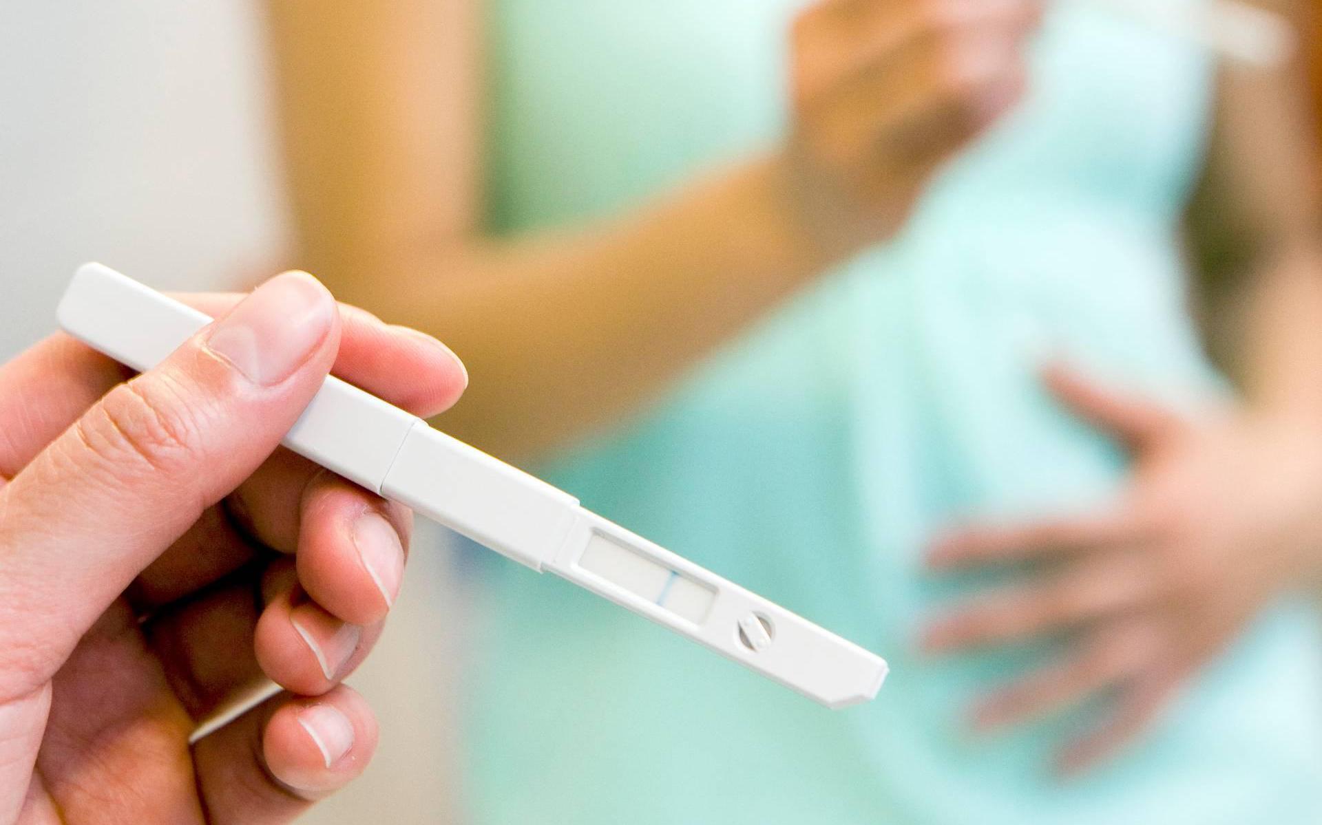 VWS komt met informatiepunt voor ongewenst zwangere vrouwen