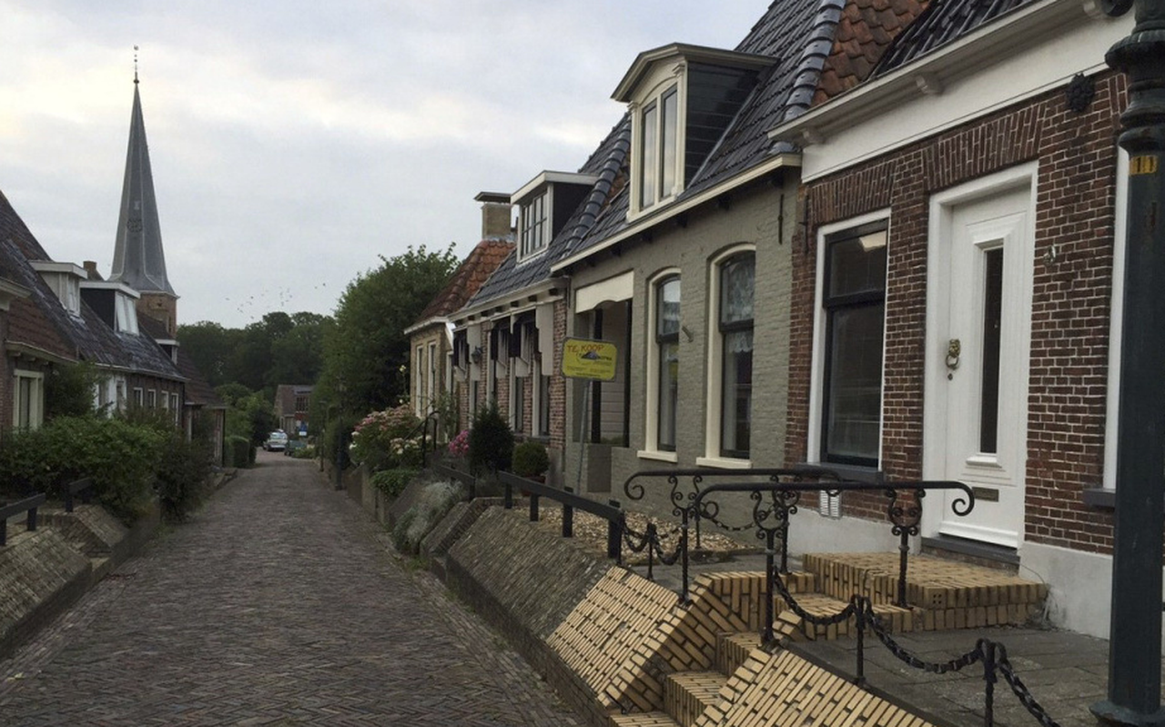 Hotelplan redt oude pandjes in Holwerd Hotelplan redt oude pandjes in Holwerd