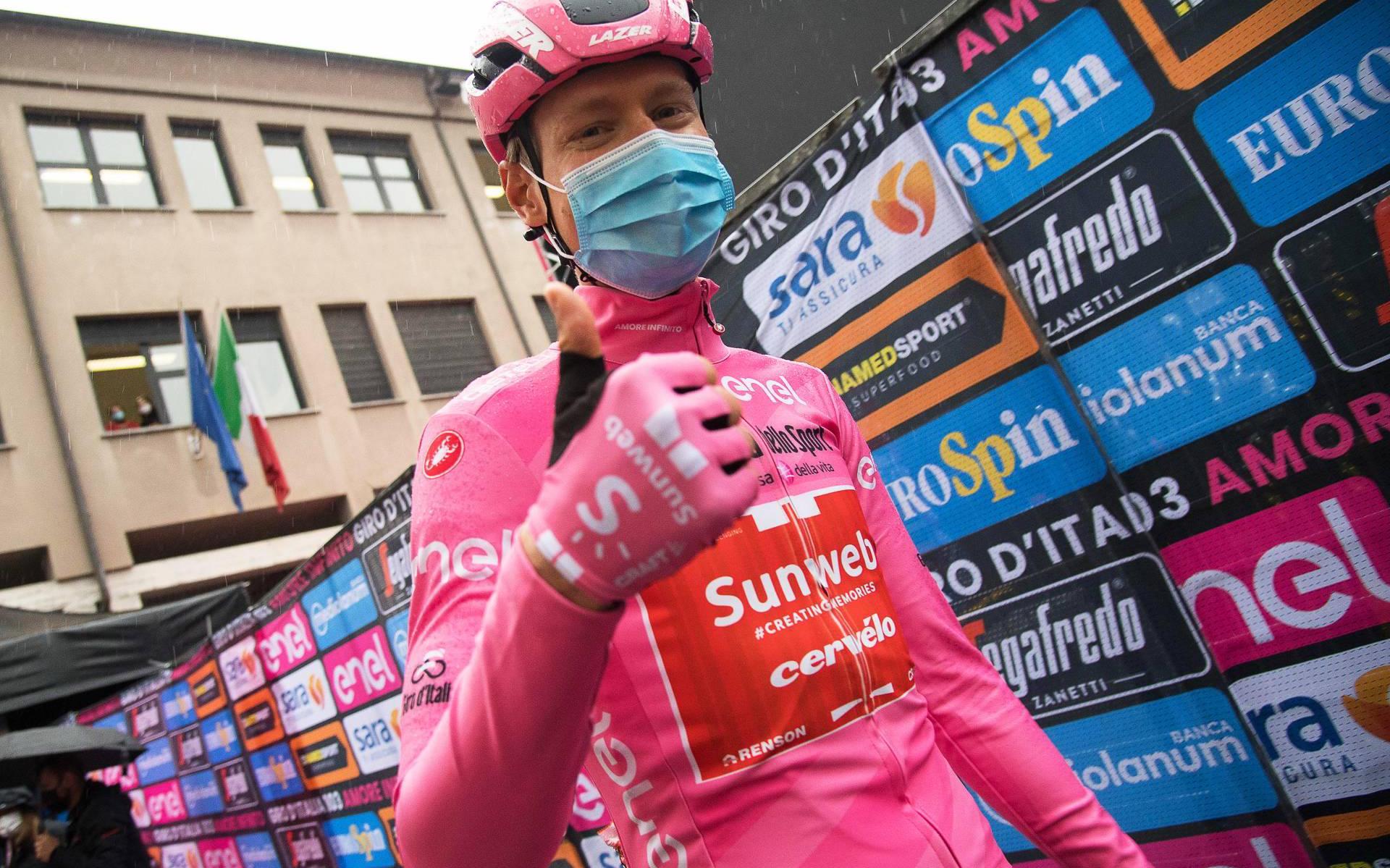 Kelderman vol vertrouwen richting laatste bergetappe in Giro