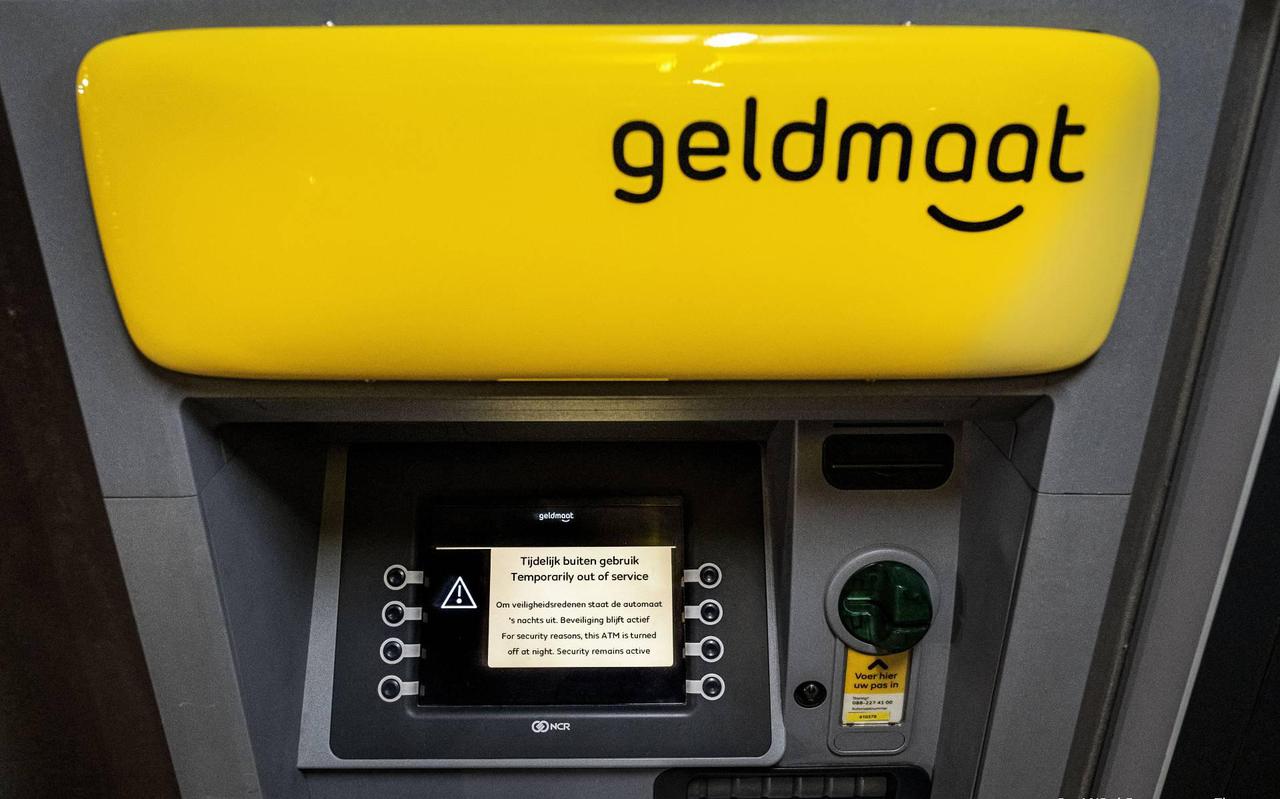 Geldmaat: geldautomaten deze zomer vaker buiten gebruik