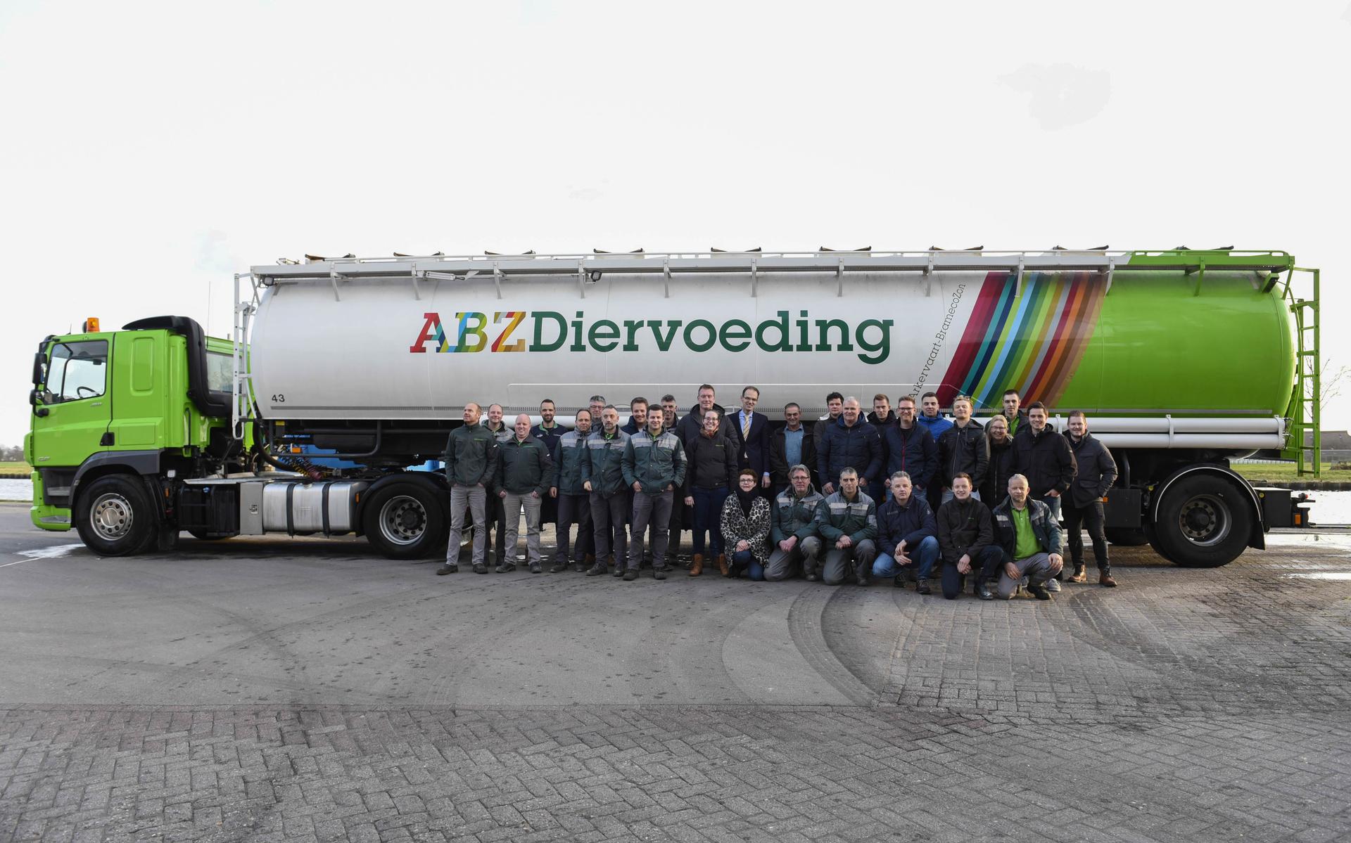 Nieuwe koeienbrokmachine in Stroobos 'modernste van Europa'