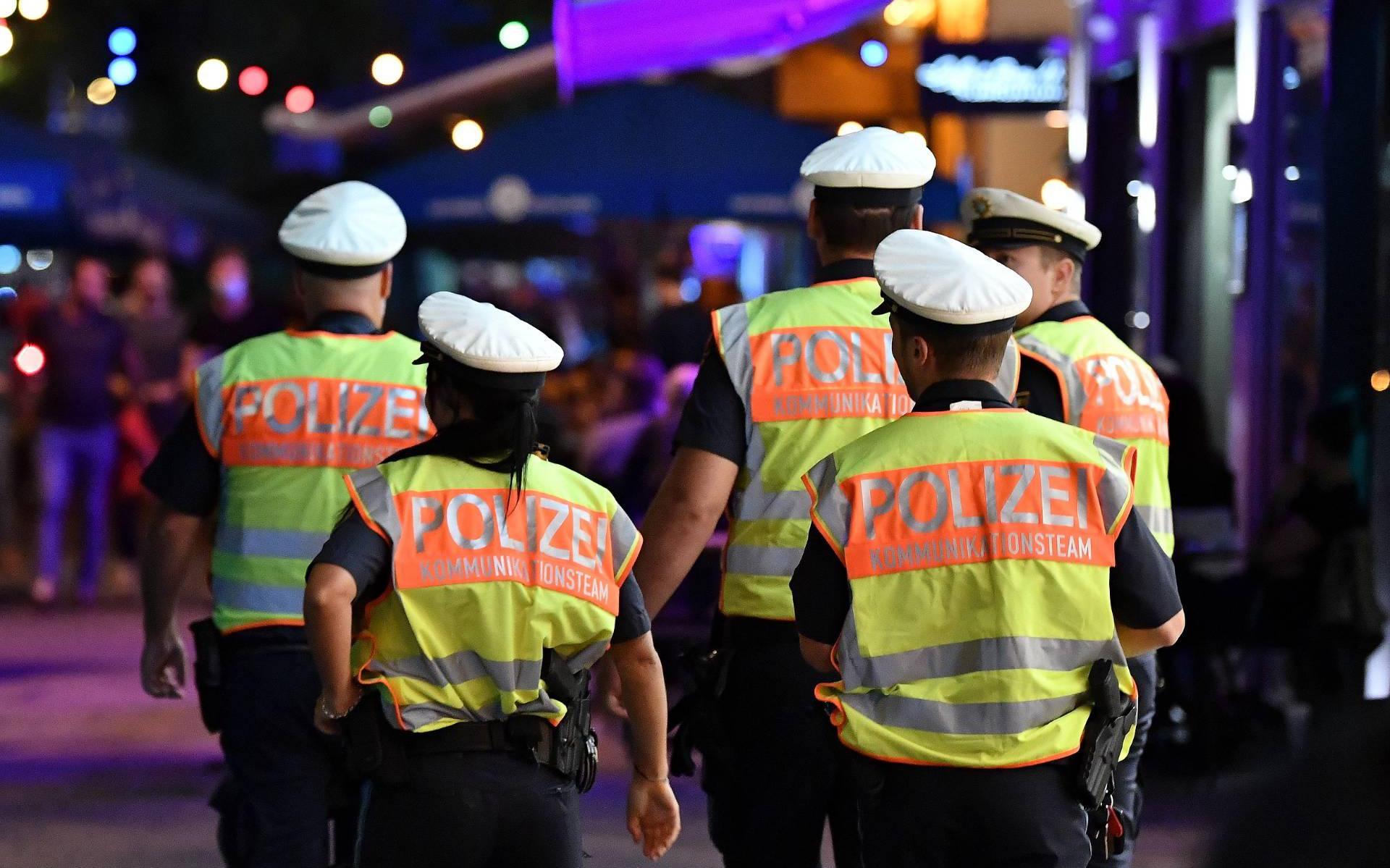 Duitse politie druk met uitgaanspubliek dat coronaregels negeert