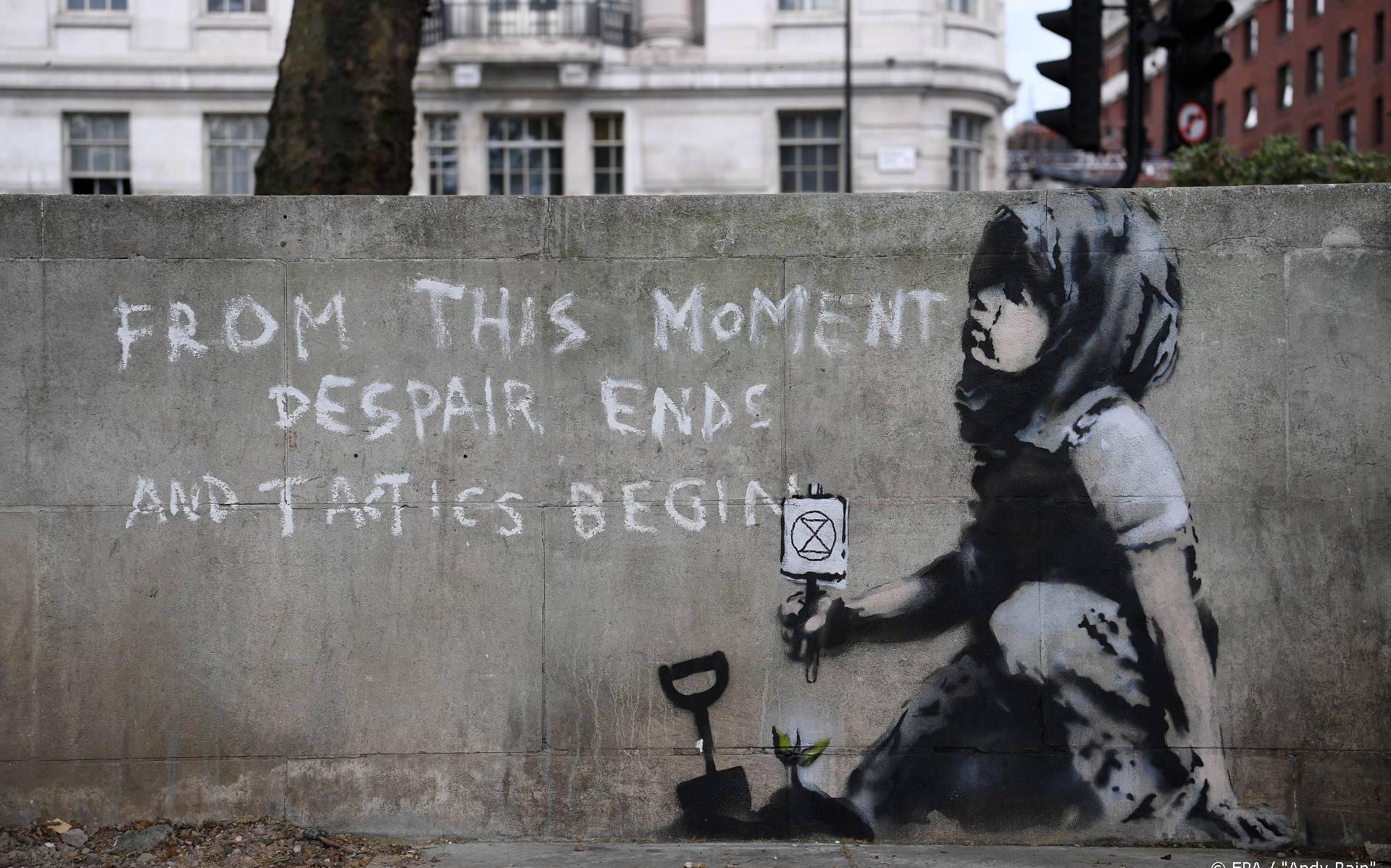 Graffitikunstenaar Banksy doneert aan reddingsschip vluchtelingen