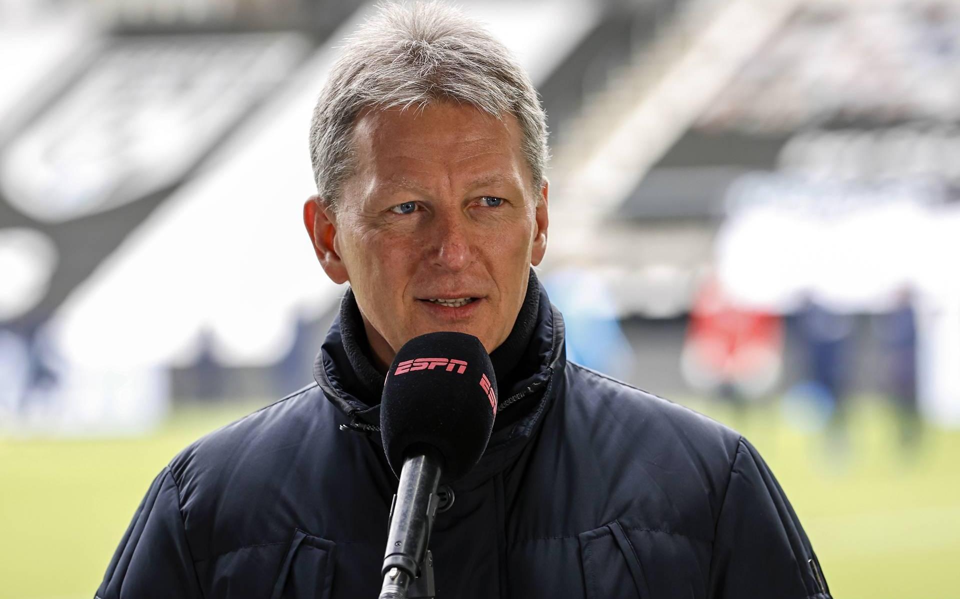 Wormuth ook volgend seizoen trainer van Heracles Almelo