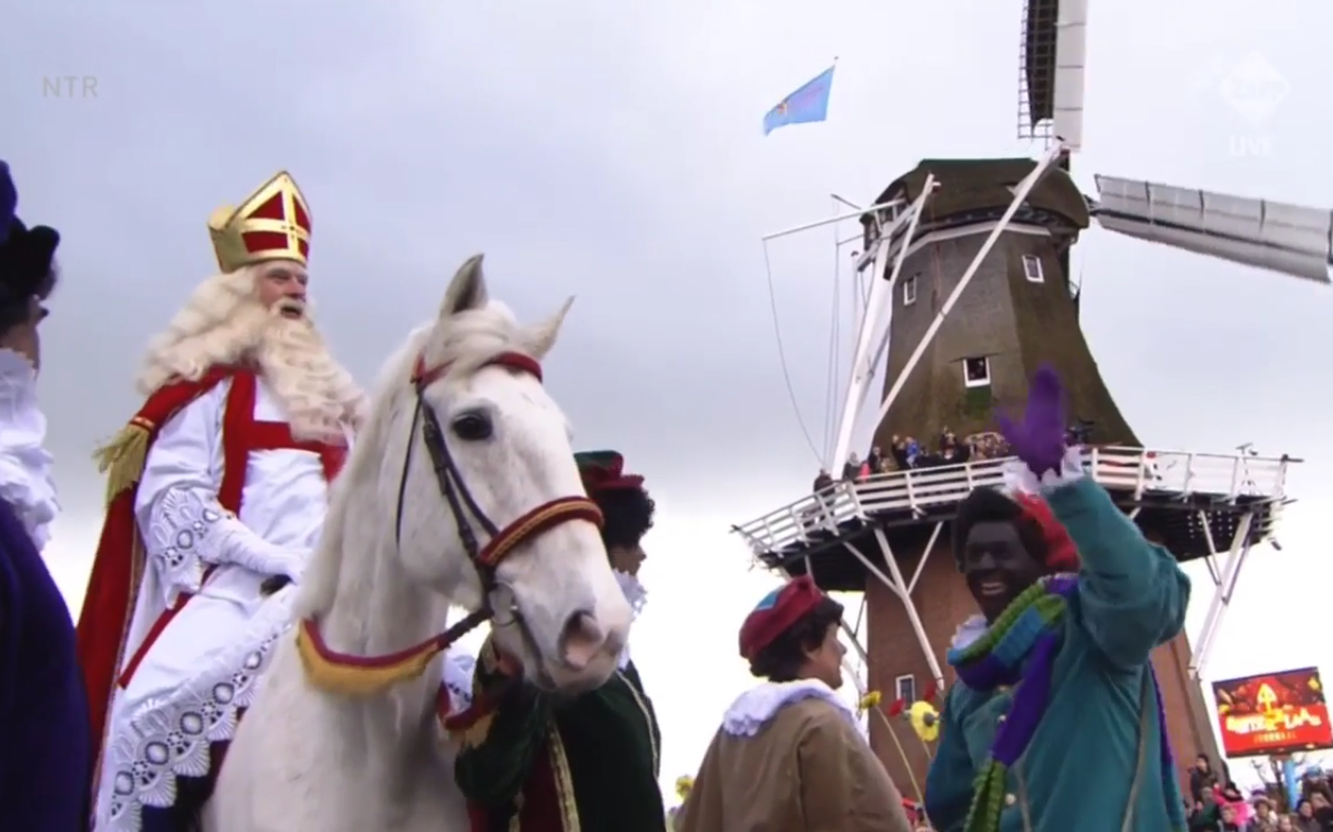Intocht van Sinterklaas in Dokkum. BEELD NTR / NPO