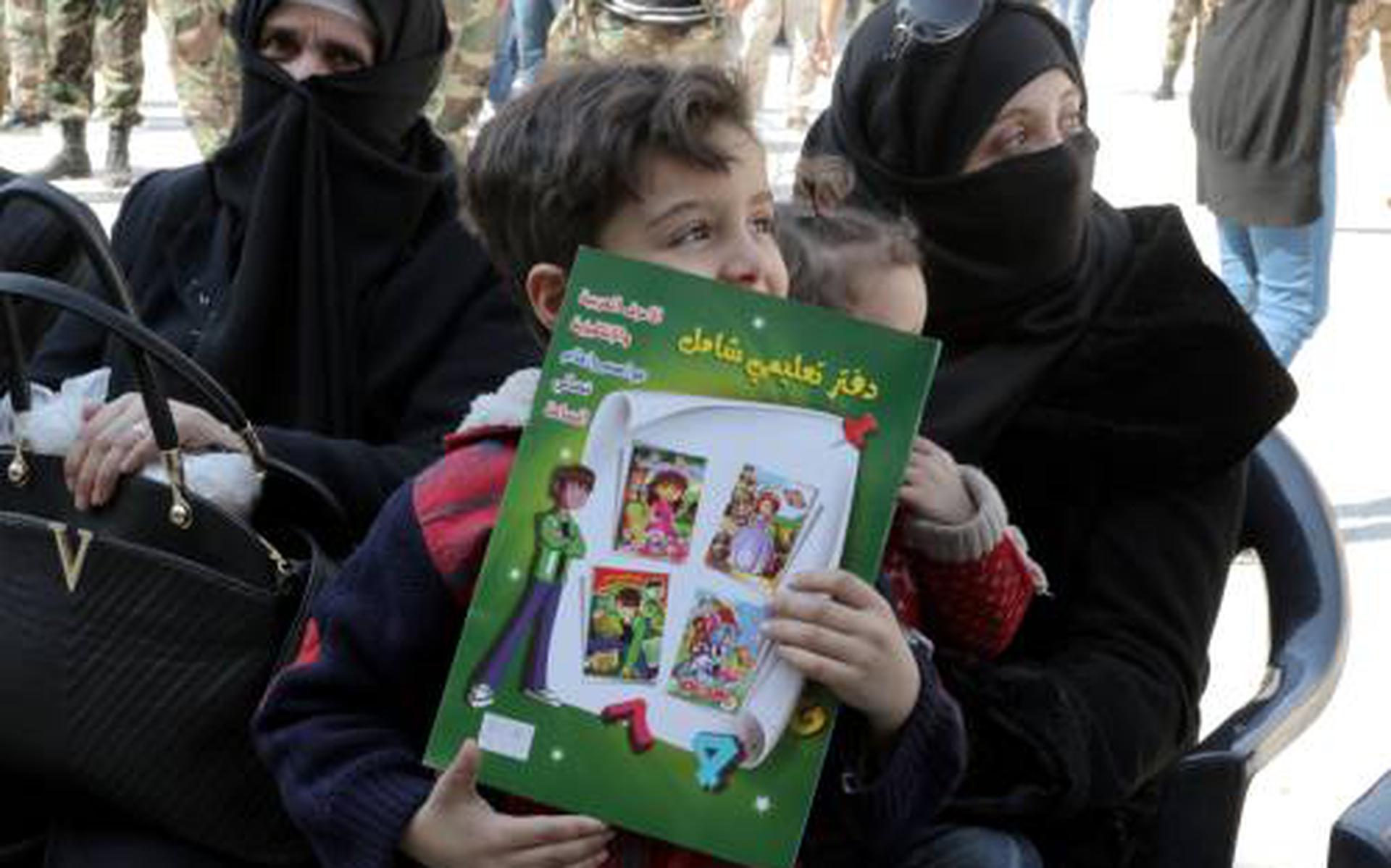 'Terughalen IS-vrouwen en kinderen veiliger'